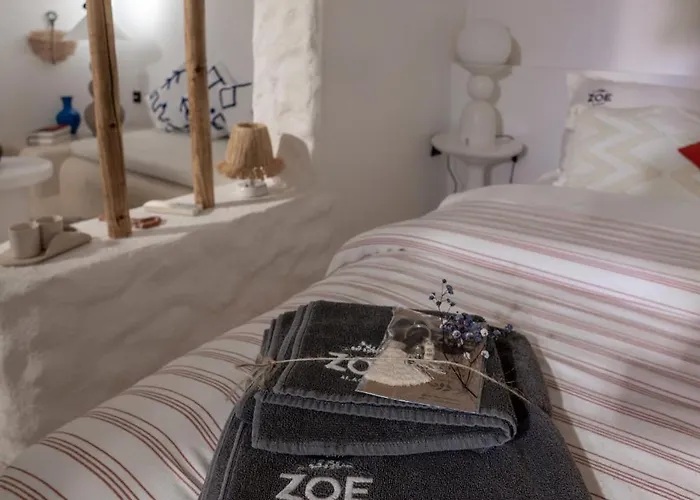 Zoe Ξενοδοχείο *